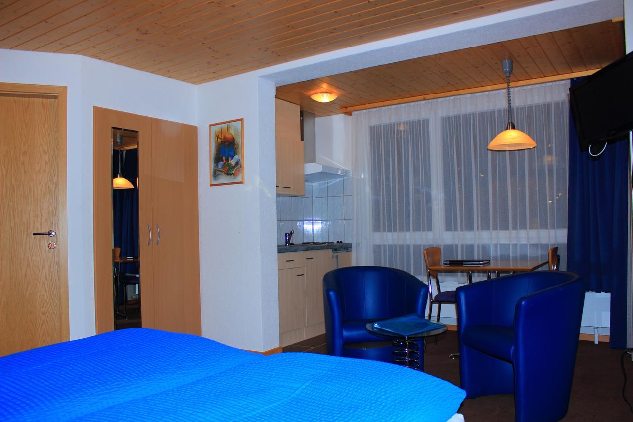Hotel Alpha Grächen Esterno foto