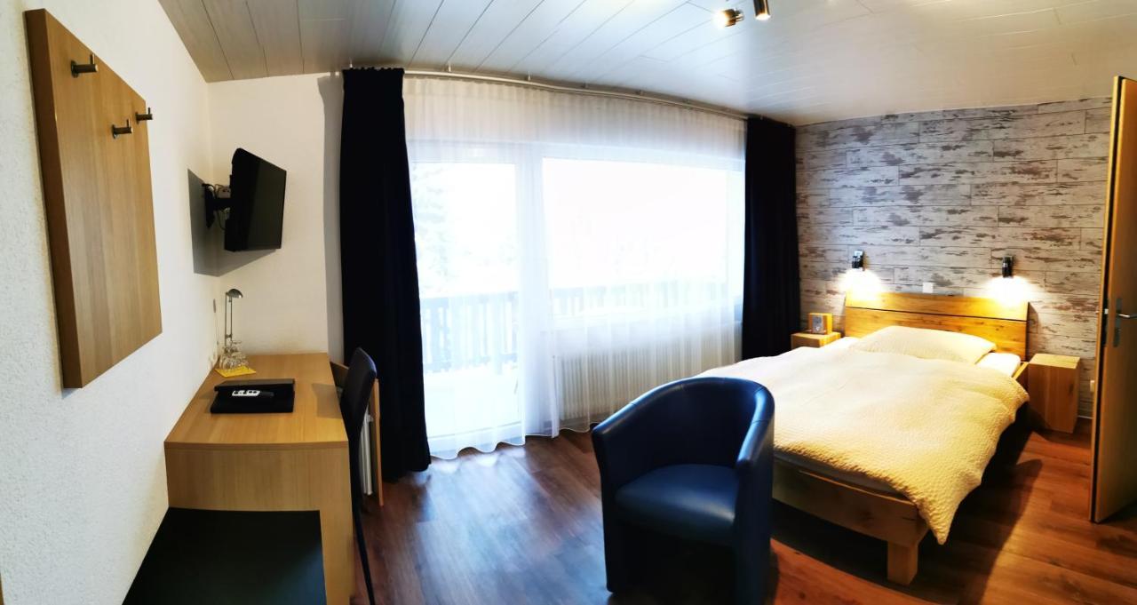 Hotel Alpha Grächen Esterno foto